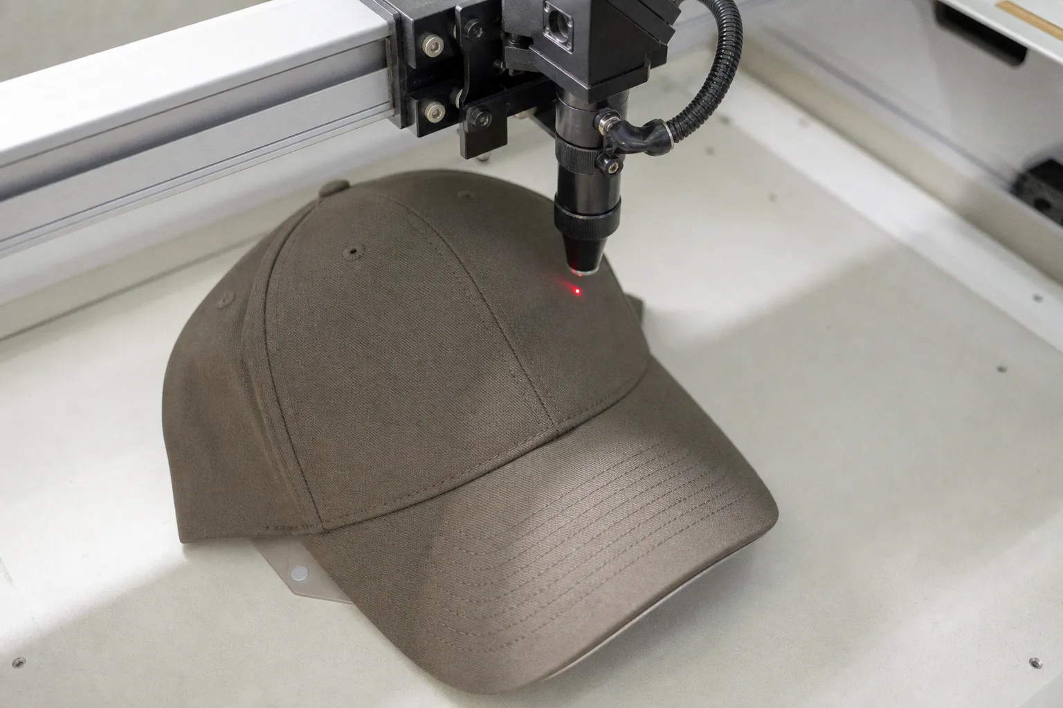 Casquettes publicitaires : les résultats de nos tests de marquage