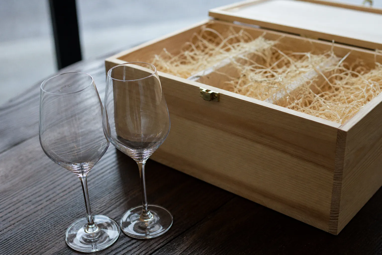 Champagne ou vin : quel coffret offrir à vos clients ?